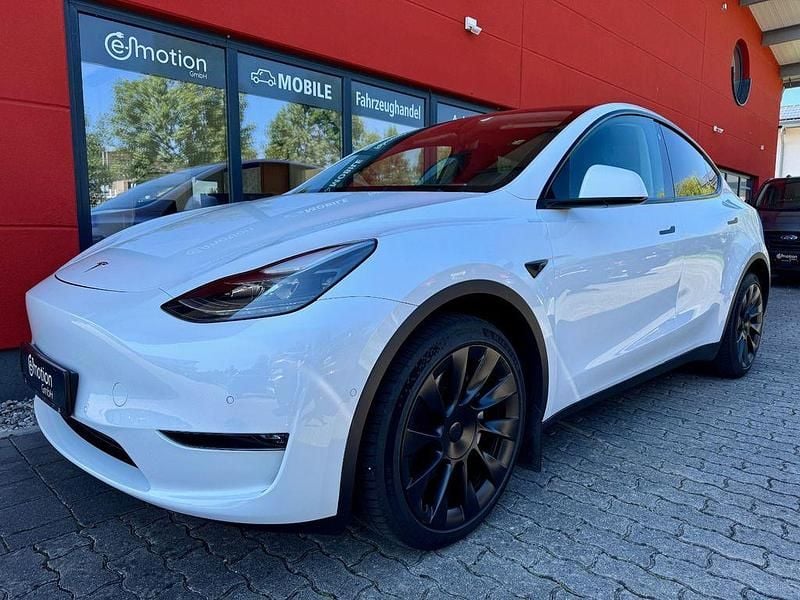 Perlweiß Gebraucht 2021 Tesla Model Y SUV | 31.890 € (Fairer Preis) - Bild 1/4
