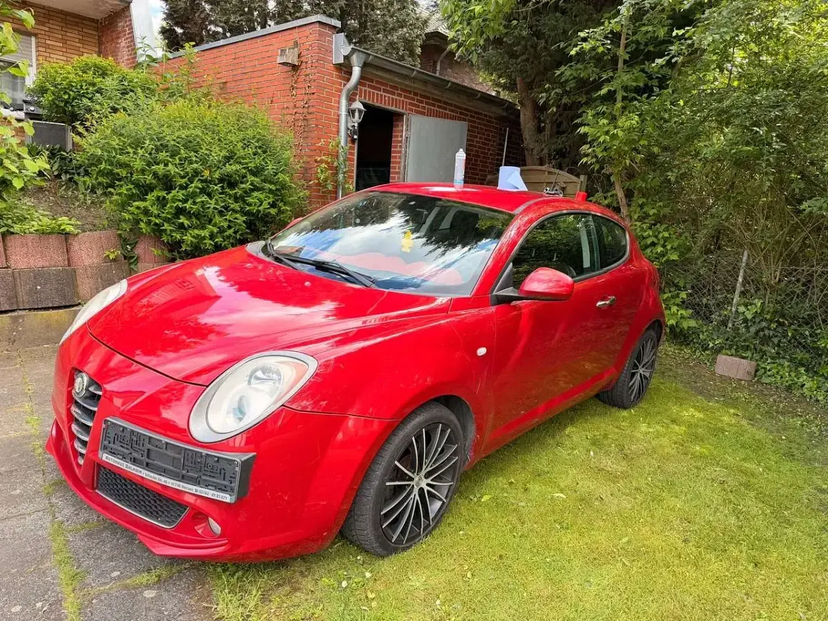 Gebraucht Alfa Romeo MiTo Turismo 95 PS (69 kW) 2008 Rot Kleinwagen