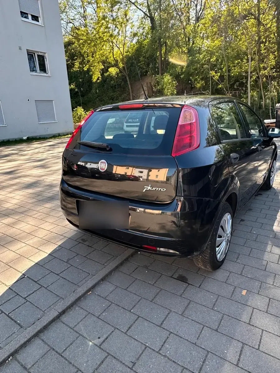 Gebraucht Fiat Punto 77 PS (56 kW) 2008 Schwarz Kleinwagen