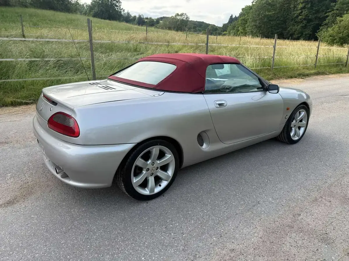 Gebraucht MG F 120 PS (88 kW) 1999 Silber Cabrio