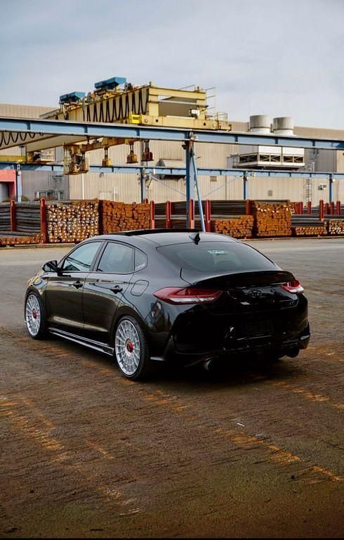 Schwarz Gebraucht 2019 Hyundai i30 N Performance Limousine | 22.990 € (Fairer Preis) - Bild 1/4