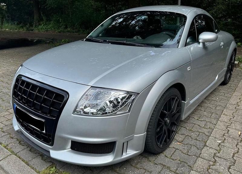 Gebraucht Audi TT Ambiente 150 PS (110 kW) 2003 Silber Coupé