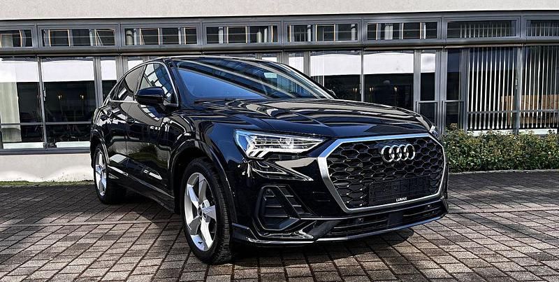Gebraucht Audi Q3 Sportback Performance 150 PS (110 kW) 2023 Schwarz SUV