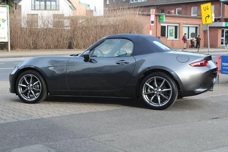 Gebraucht Mazda MX5 184 PS (135 kW) 2022 Grau Cabrio