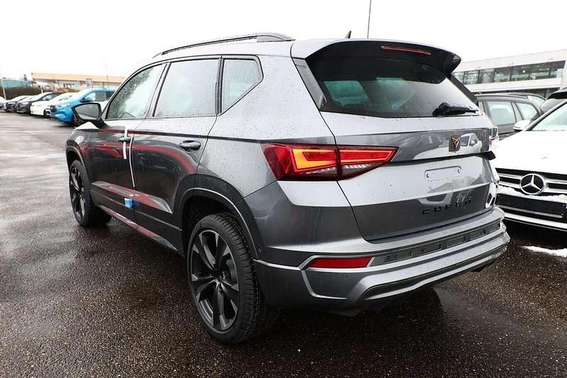 Neu Cupra Ateca 150 PS (110 kW) 2025 Graphite grau metallic SUV