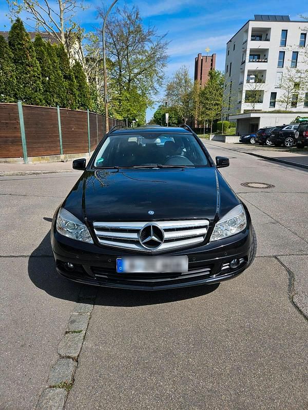 Schwarz Gebraucht 2010 Mercedes C200 Kombi | 6.700 € - Bild 1/4