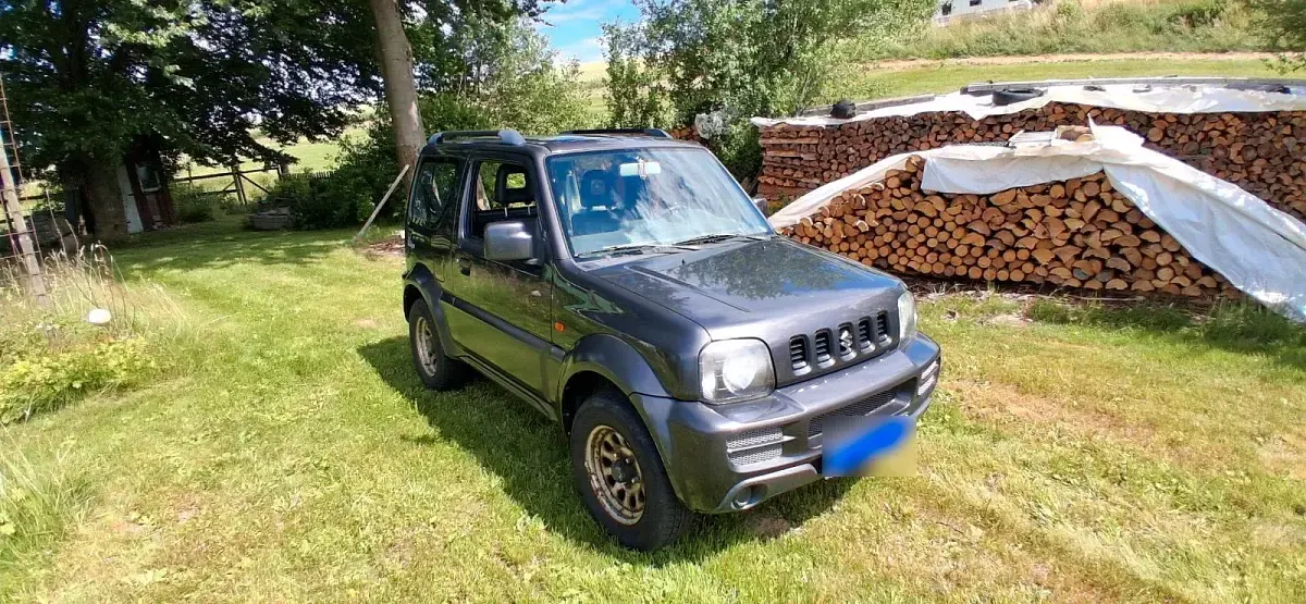 Gebraucht Suzuki Jimny 86 PS (63 kW) 2011 Grau SUV