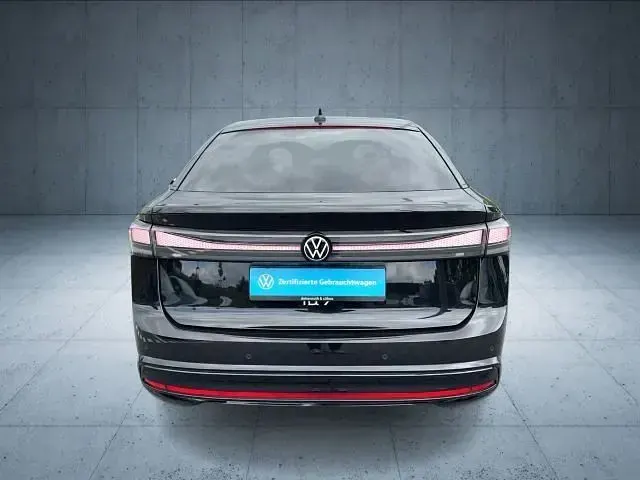 Gebraucht VW ID.7 Pro 210 kW (286 PS) 2023 Grenadillschwarz metallic Kleinwagen