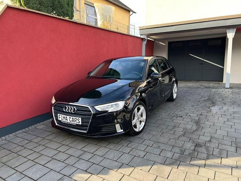 Gebraucht Audi A3 Sport 150 PS (110 kW) 2018 Schwarz Limousine