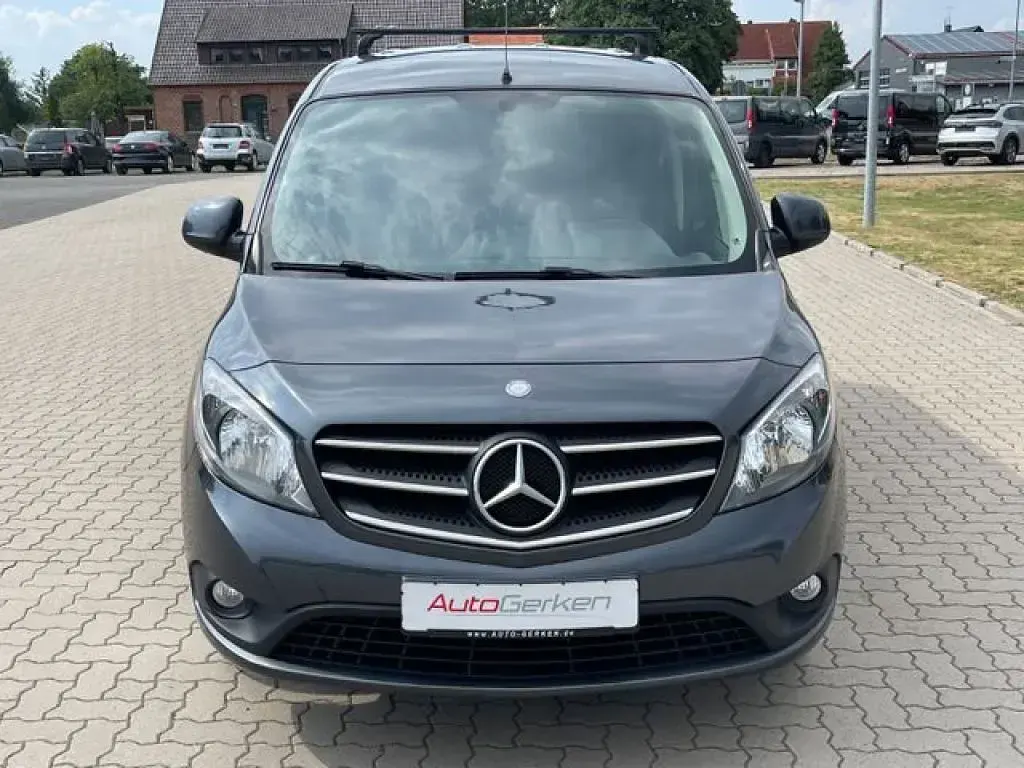 Gebraucht Mercedes Citan 109 90 PS (66 kW) 2015 Tenoritgrau metallic Van / Kleinbus