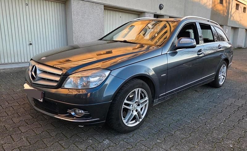 Grau Gebraucht 2008 Mercedes C220 Kombi | 3.999 € (Guter Preis) - Bild 1/4