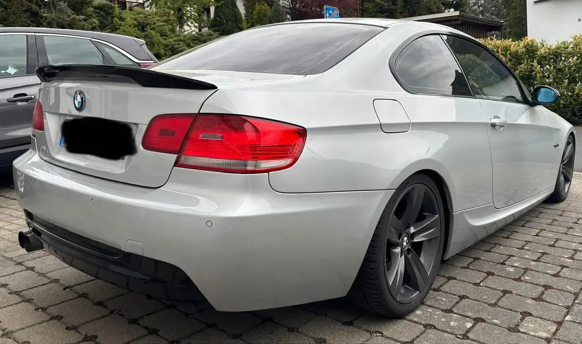 Gebraucht BMW 325 M Sport 218 PS (160 kW) 2008 Silber Coupé