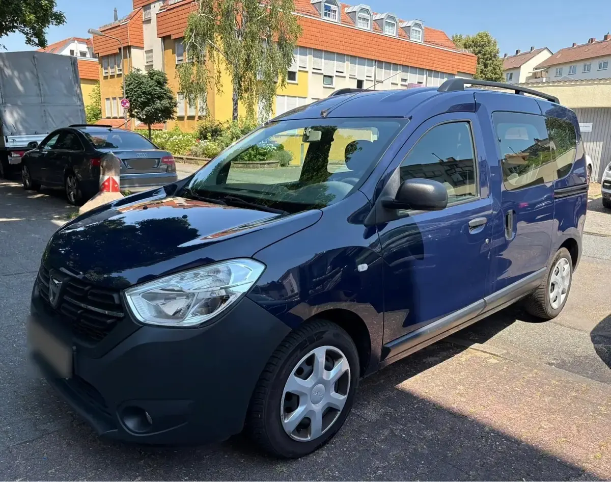 Gebraucht Dacia Dokker 102 PS (75 kW) 2018 Blau Van / Kleinbus