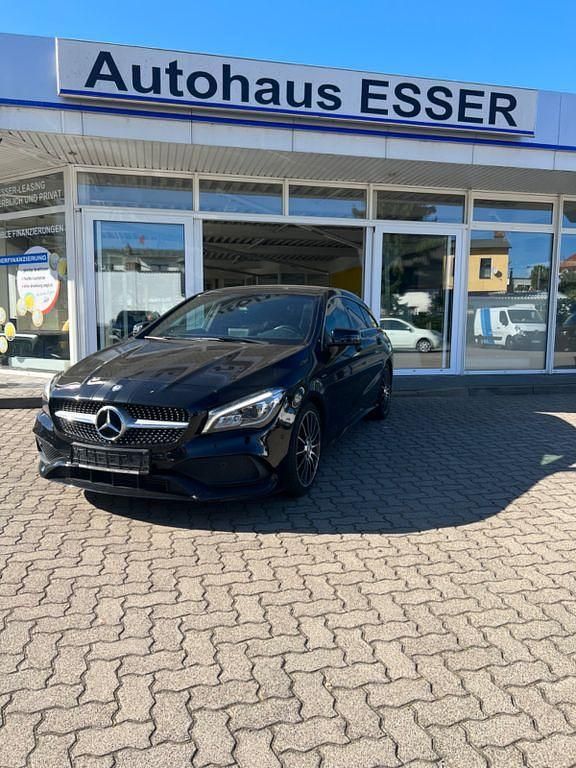 Gebraucht Mercedes CLA220 Shooting Brake 177 PS (130 kW) 2017 Schwarz Kombi