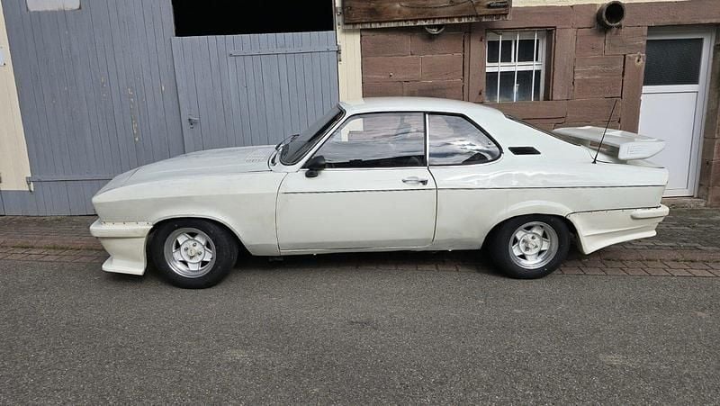 Gebraucht Opel Manta 180 PS (132 kW) 1979 Weiß Coupé