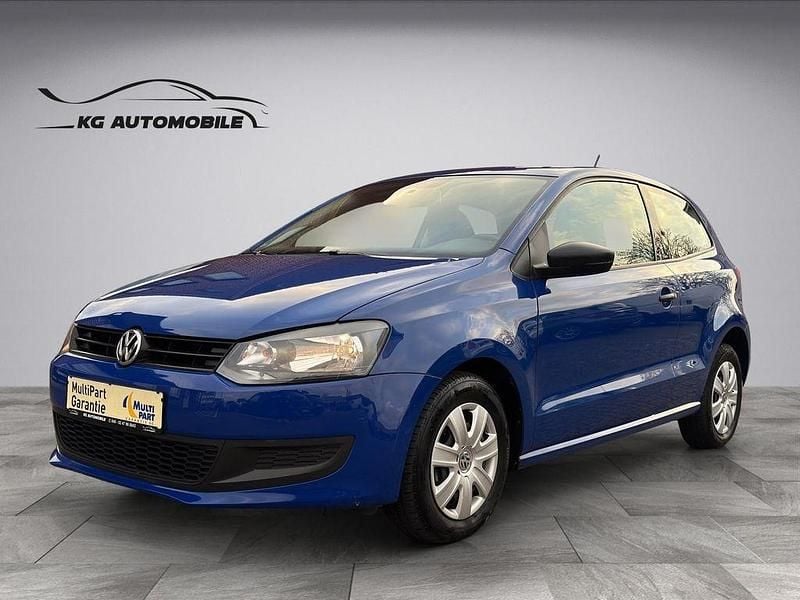 Blau Gebraucht 2013 VW Polo Trendline Kleinwagen | 5.499 € (Fairer Preis) - Bild 1/4