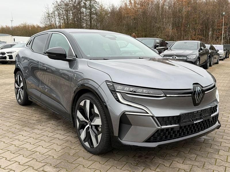 Gebraucht Renault Megane E-Tech Iconic 161 kW (220 PS) 2022 Schwarz SUV