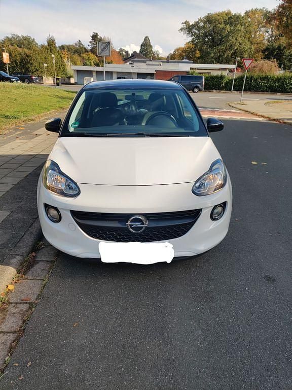 Weiß Gebraucht 2015 Opel Adam Edition Kleinwagen | 7.100 € (Fairer Preis) - Bild 1/4