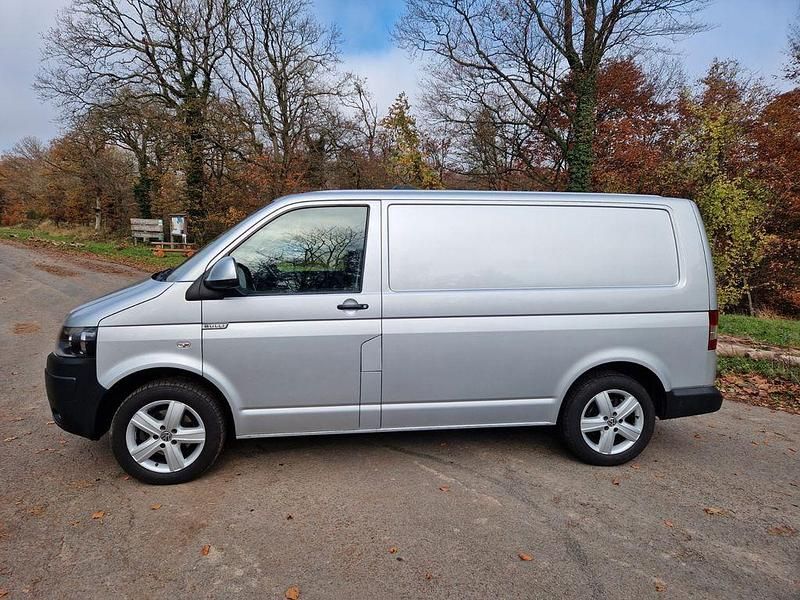 Silber Gebraucht 2015 VW T6 Van | 13.800 € (Fairer Preis) - Bild 1/4