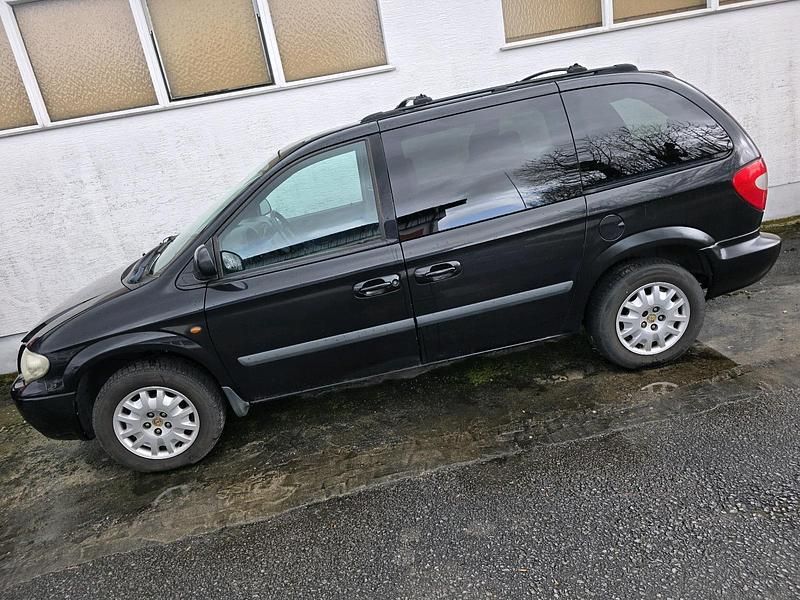 Gebraucht Chrysler Voyager 174 PS (127 kW) 2005 Schwarz Van / Kleinbus