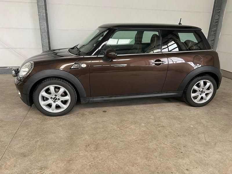 Gebraucht Mini Cooper 122 PS (89 kW) 2010 Braun Kleinwagen