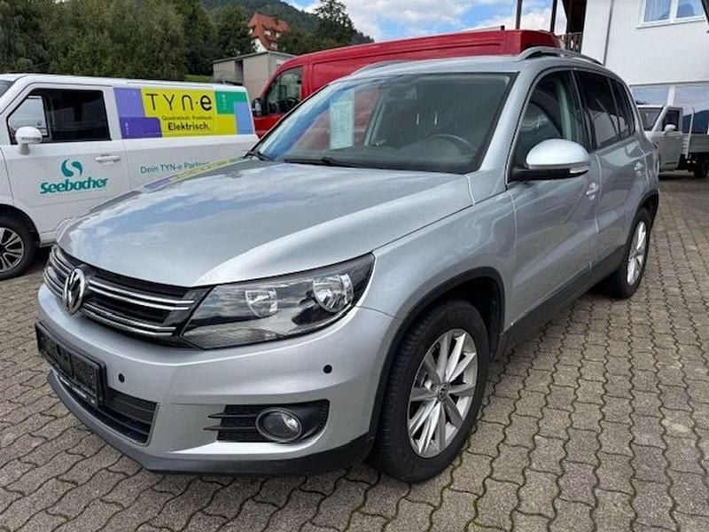 Reflexsilber metallic Gebraucht 2014 VW Tiguan Sport SUV | 9.900 € (Guter Preis) - Bild 1/4