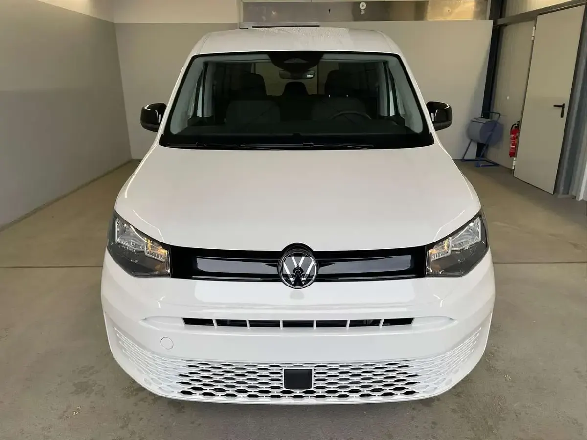 Neu VW Caddy 116 PS (85 kW) 2026 [b4b4] candy white Van / Kleinbus