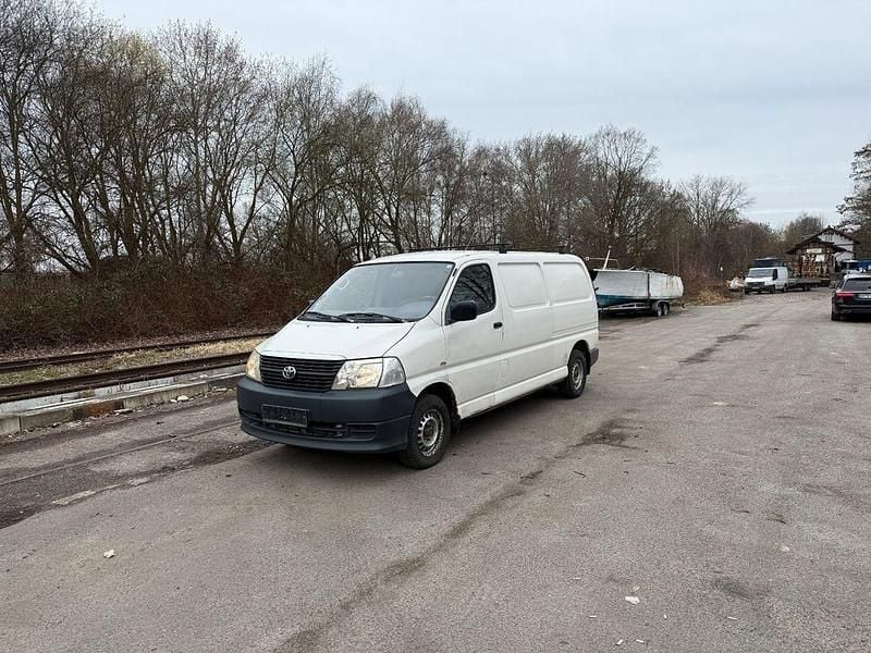Gebraucht Toyota HiAce 95 PS (69 kW) 2009 Weiß Limousine