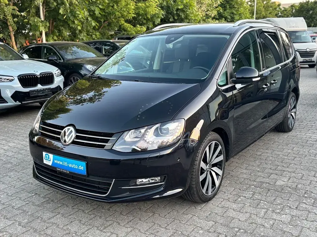 Gebraucht VW Sharan Allstar 150 PS (110 kW) 2016 Deep black perleffekt Van / Kleinbus