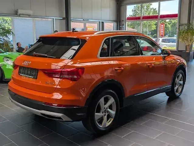 Gebraucht Audi Q3 Advanced Plus 150 PS (110 kW) 2022 Orange SUV