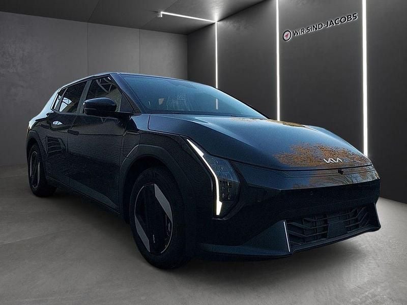 Neu Kia EV4 Earth 150 kW (204 PS) 2026 Schwarz Limousine