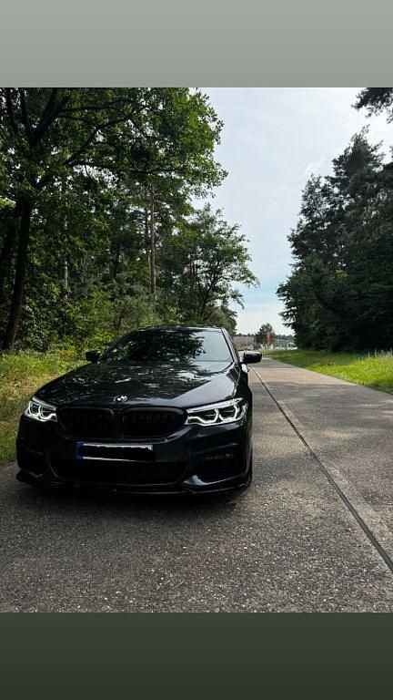 Gebraucht BMW 530 M Sport 252 PS (185 kW) 2020 Grau Limousine