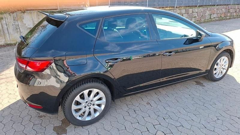 Gebraucht Seat Leon 110 PS (80 kW) 2016 Schwarz Limousine