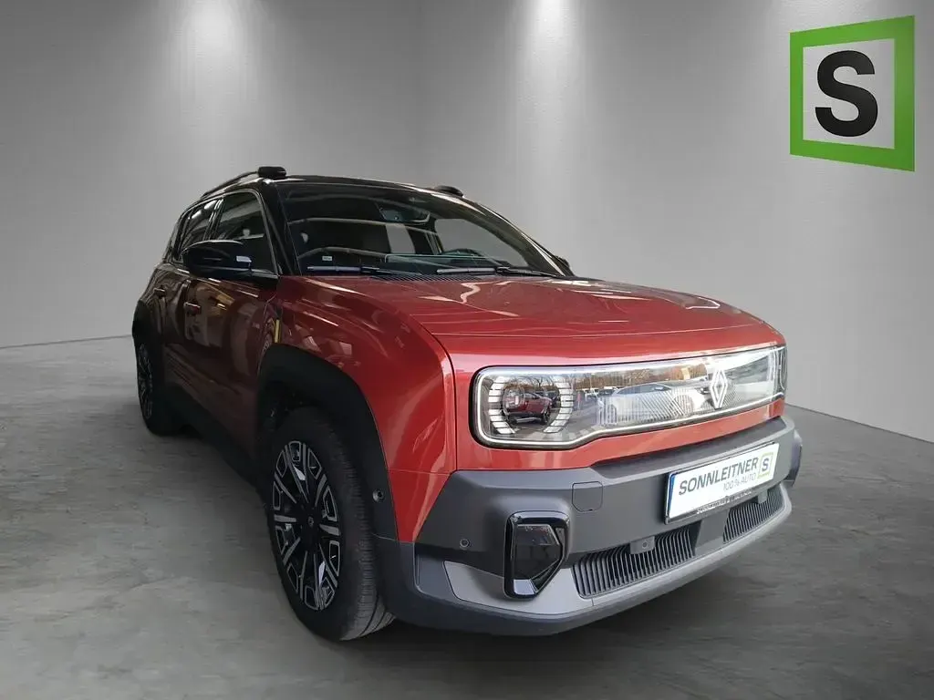 Gebraucht Renault 4 E-Tech Iconic 110 kW (150 PS) 2025 Braun SUV