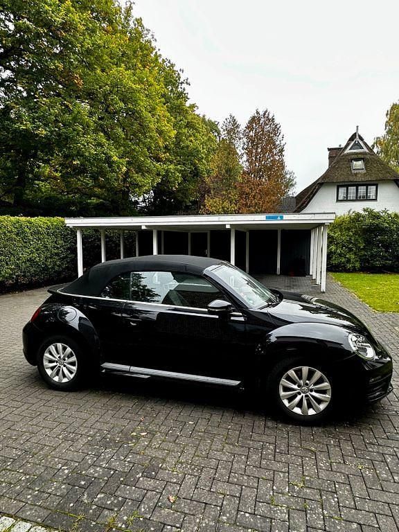 Schwarz Gebraucht 2018 VW Beetle Design Cabrio | 16.500 € (Fairer Preis) - Bild 1/4