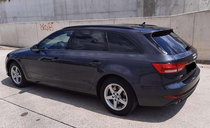 Gebraucht Audi A4 Ambiente 122 PS (89 kW) 2018 Grau Kombi