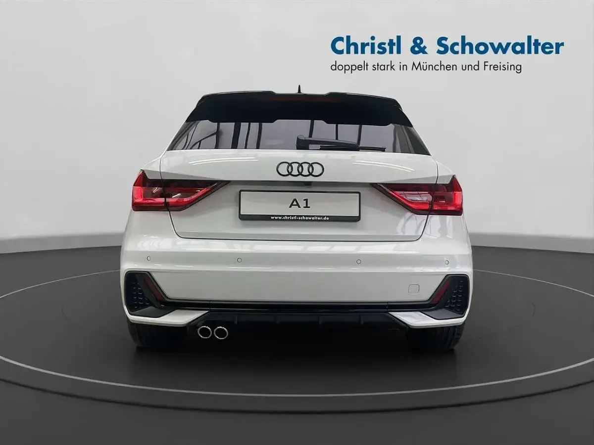 Gebraucht Audi A1 Sportback S-Line 207 PS (152 kW) 2025 Gletscherweiss metallic Kleinwagen