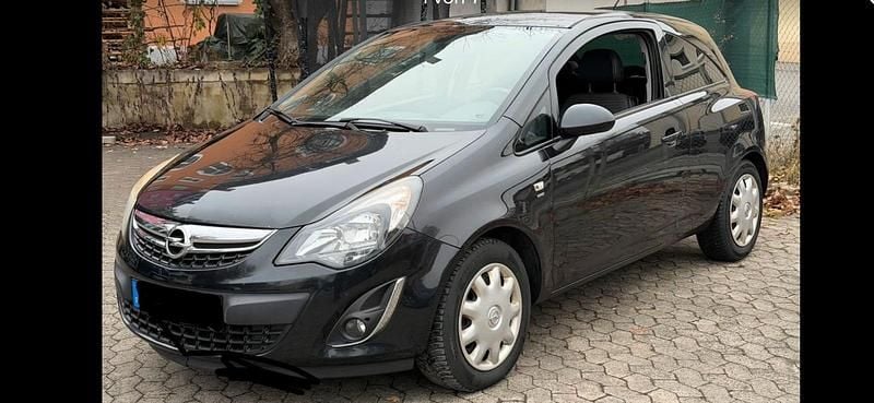 Schwarz Gebraucht 2014 Opel Corsa Kleinwagen | 1.600 € (Superpreis) - Bild 1/4