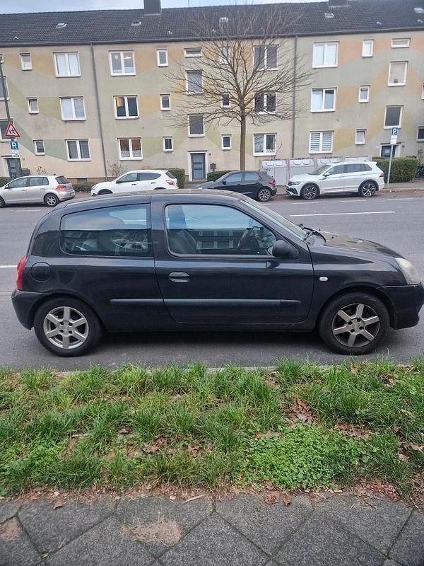 Gebraucht Renault Clio II 75 PS (55 kW) 2006 Schwarz Kleinwagen