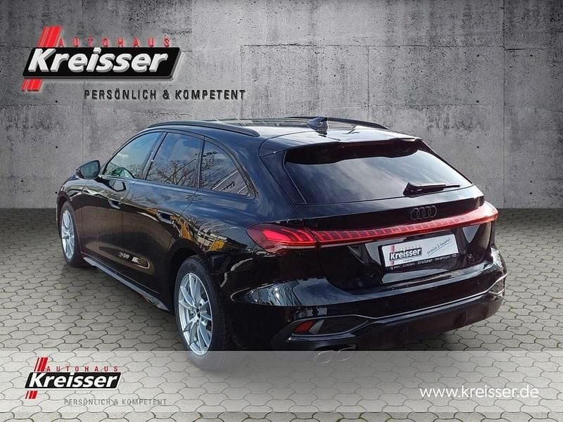 Gebraucht Audi A5 S-Line 204 PS (150 kW) 2025 Schwarz Kombi