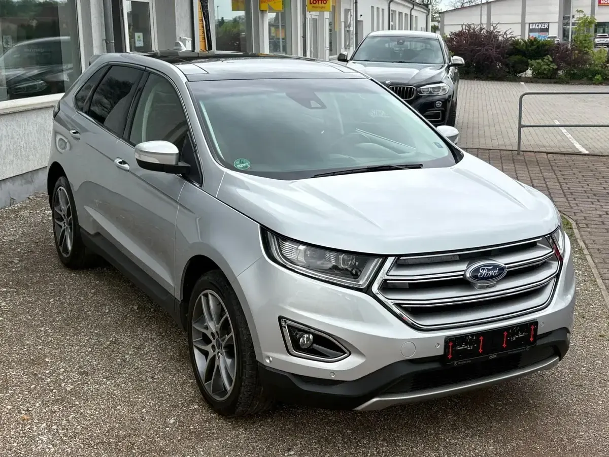 Gebraucht Ford Edge Titanium 211 PS (155 kW) 2017 Grau SUV