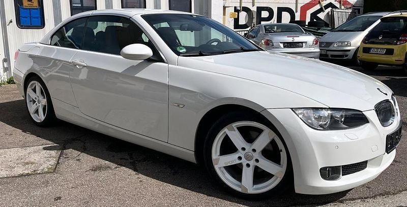 Gebraucht BMW 320 Cabriolet Performance 170 PS (125 kW) 2009 Weiß Cabrio
