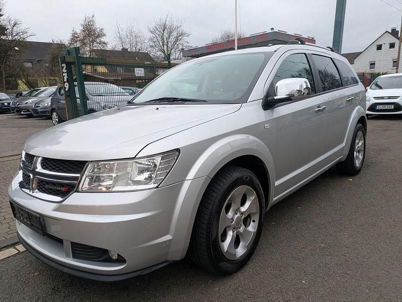 Gebraucht Dodge Journey 140 PS (102 kW) 2008 Silber SUV