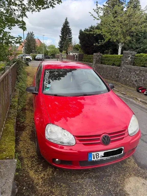 Używany VW Golf V 116 KM (85 kW) 2006 Czerwony Hatchback