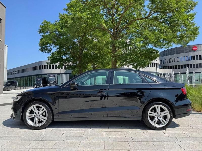 Gebraucht Audi A3 Sport 150 PS (110 kW) 2019 Schwarz Limousine