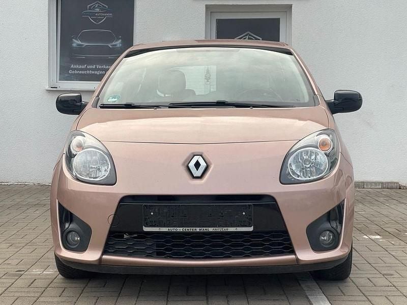 Rot Gebraucht 2011 Renault Twingo Kleinwagen | 2.990 € (Fairer Preis) - Bild 1/4