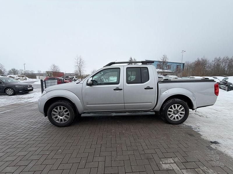 Gebraucht Nissan Navara 231 PS (169 kW) 2015 Silber Abholung