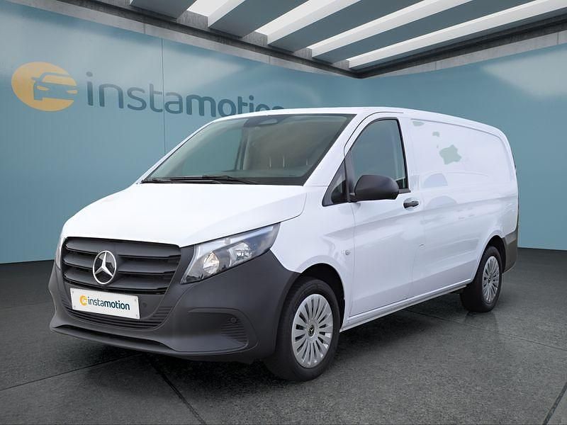Weiß Gebraucht 2024 Mercedes Vito Van / Kleinbus | 35.949 € (Teuer) - Bild 1/4