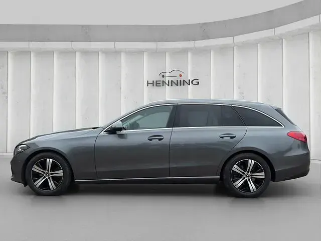 Gebraucht Mercedes C200 Advanced 163 PS (119 kW) 2023 Grau Limousine