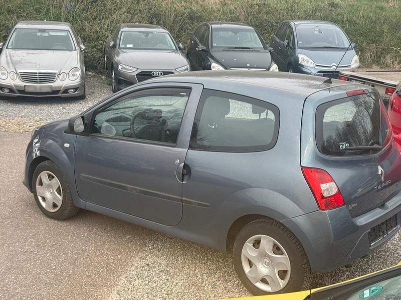 Gebraucht Renault Twingo 75 PS (55 kW) 2011 Grau Kleinwagen